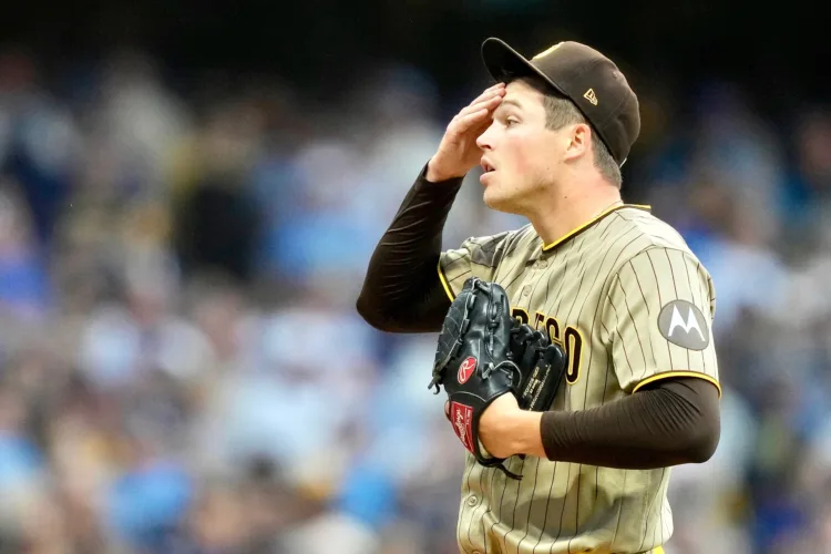 Miller deviates from what Padres accustomed to